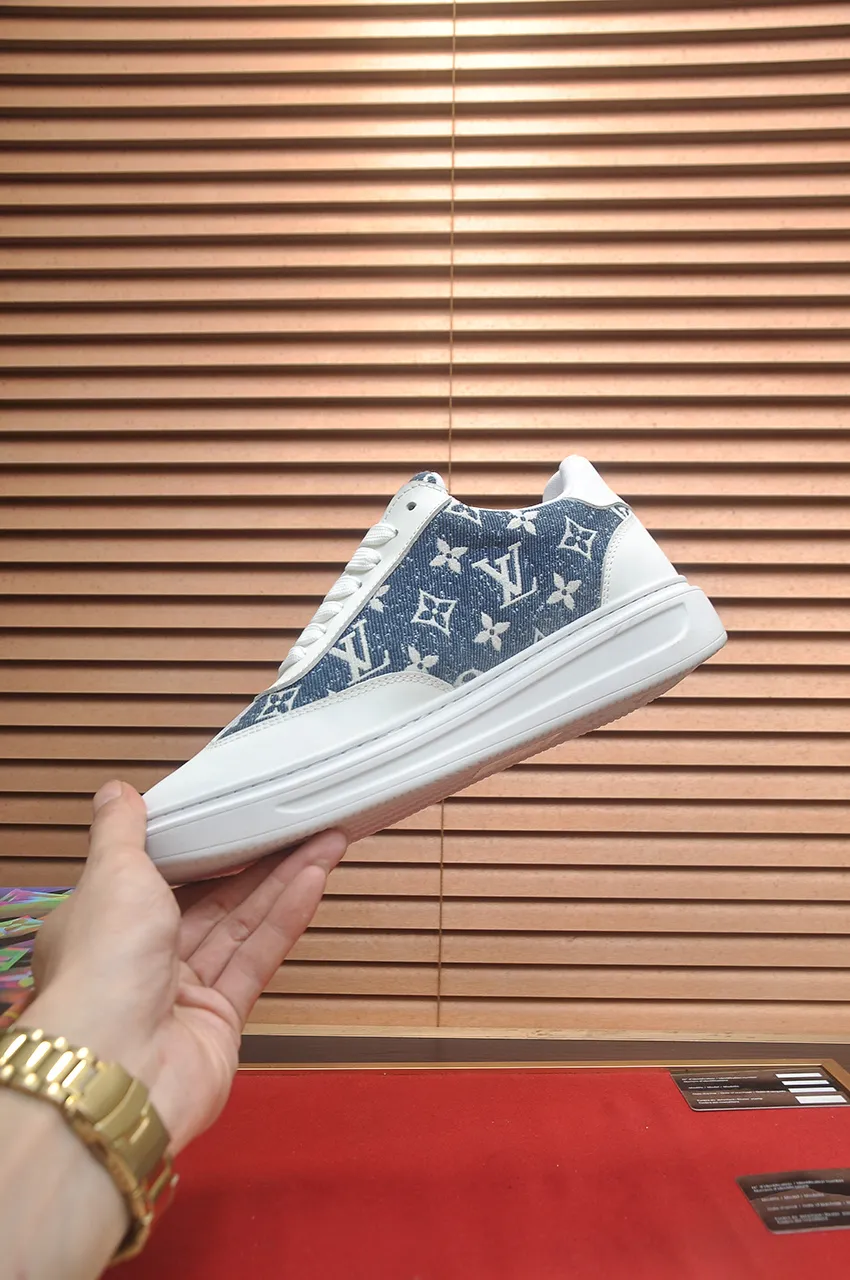 Men's shoes 💰540💶[LOUIS VUITTON] Original order price (water-dyed cowhide lining) new model 🍀LV Louis Vuitton * - top version of LV classic trendy shoes! Made of imported original cowhide, water-dyed cowhide lining, and original wear-resistant rubber outsole! High quality products! Code number 38-45 (45 is custom-made and cannot be returned or exchanged)